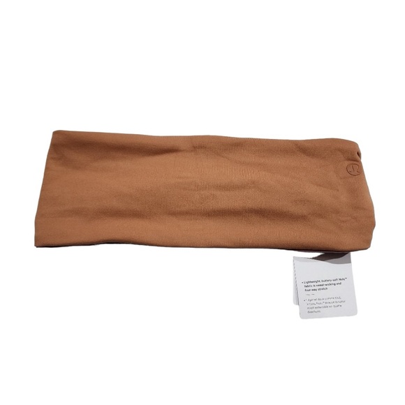 NWT Lululemon Nulu wide reversible headband - Picture 2 of 6